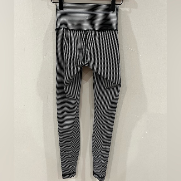 lululemon wunder under stripe leggings - Picture 5 of 9